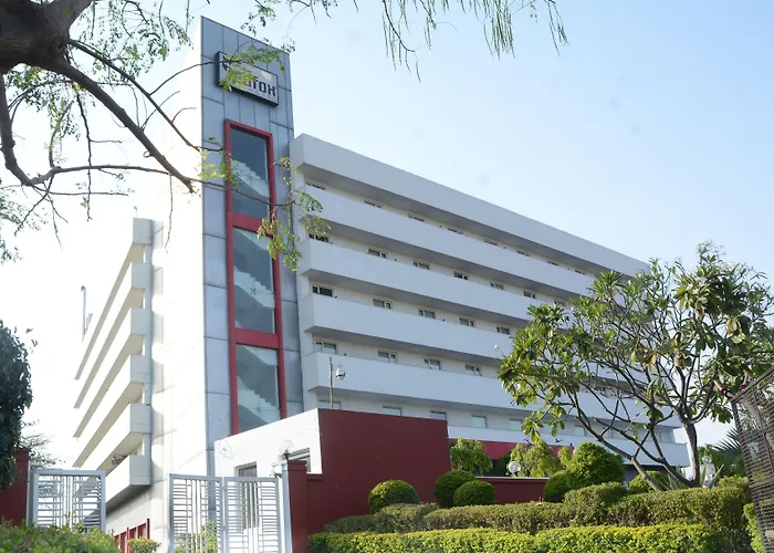 Red Fox By Lemon Tree Hotels, Jaipur