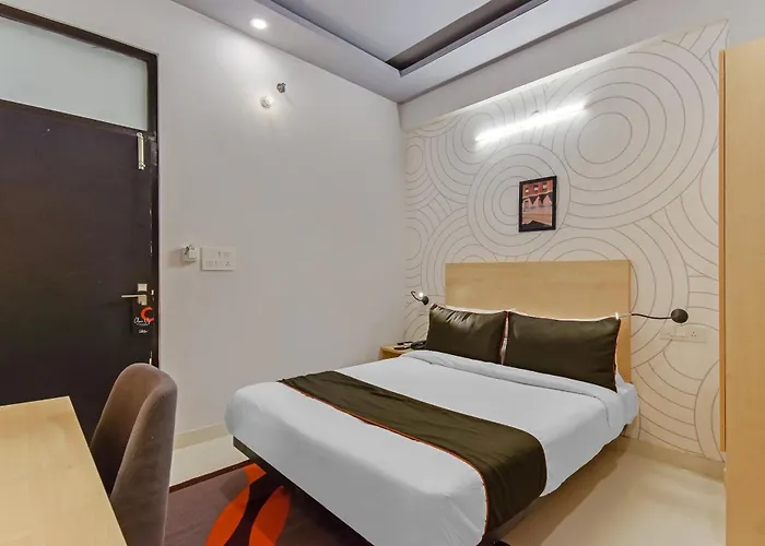 Super Collection O Govind Marg Hotel Jaipur